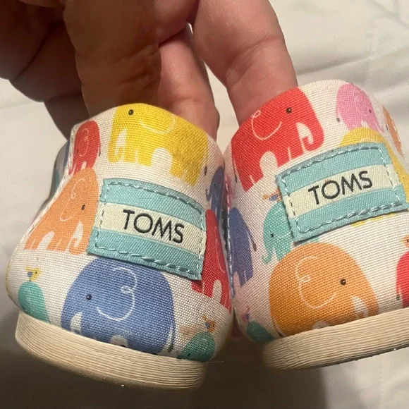 Toms Multicolor Elephant Print Flats - Picture 4 of 5